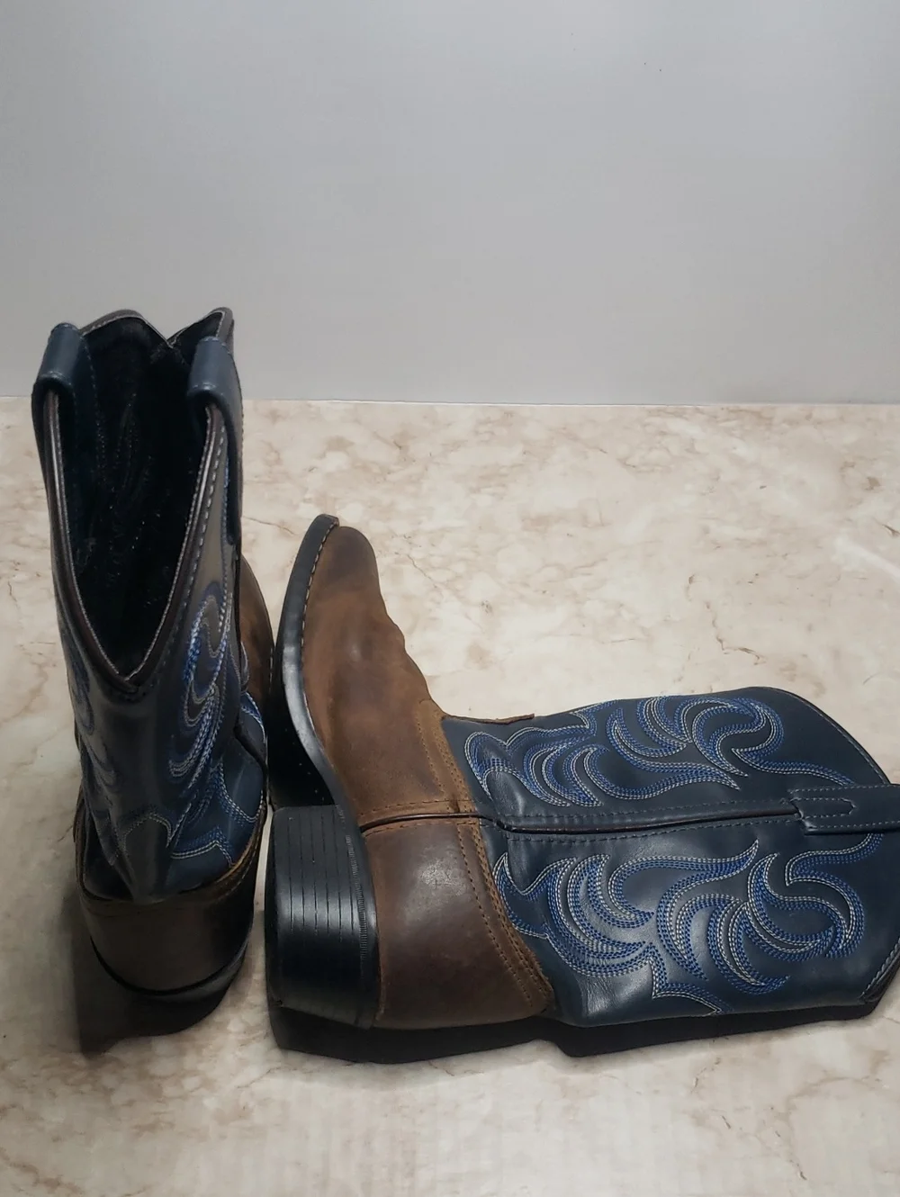 Cody James Western Boots - Brown Leather with Blue Shaft Youth Size 4